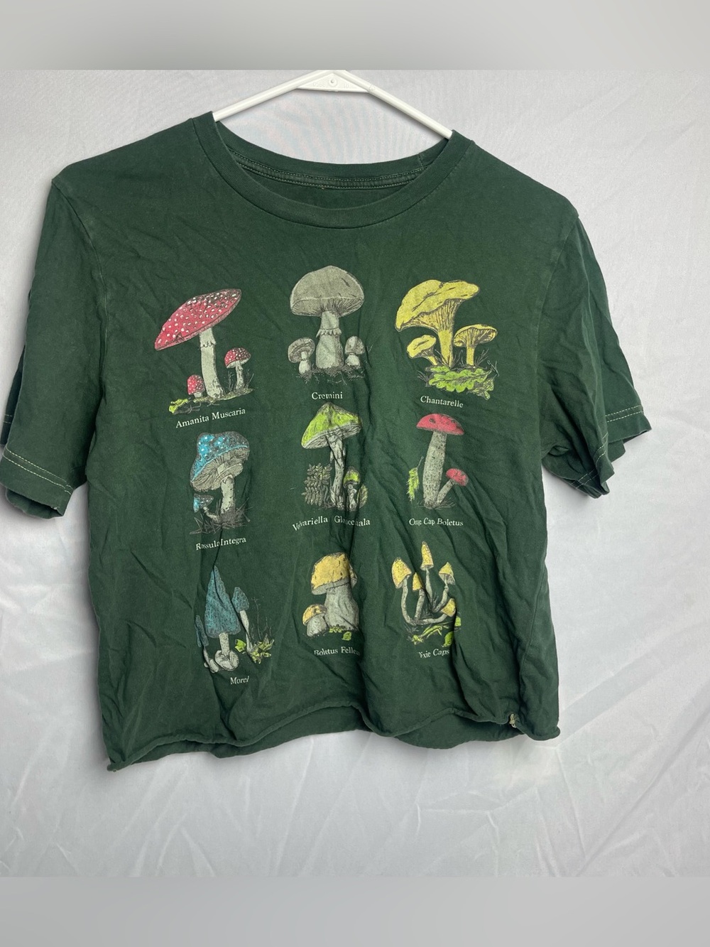 Forest Green Mushroom Graphic Tee - Women's Short Sleeve